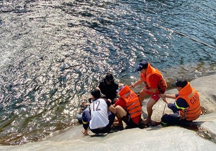 03-bao-hiem-du-lich-Lao-1