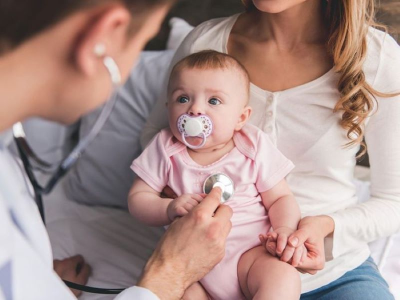 08-bao-hiem-suc-khoe-cho-be-2